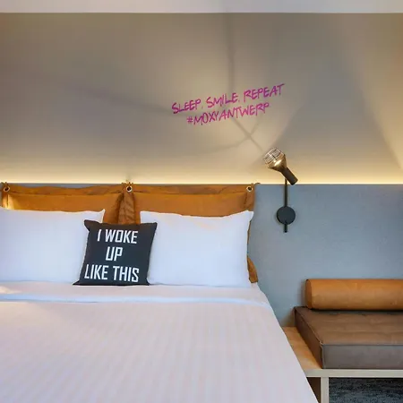 Moxy Hotel *