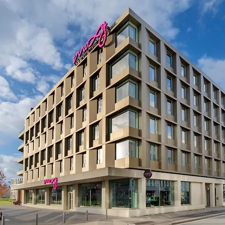 Moxy Anversa